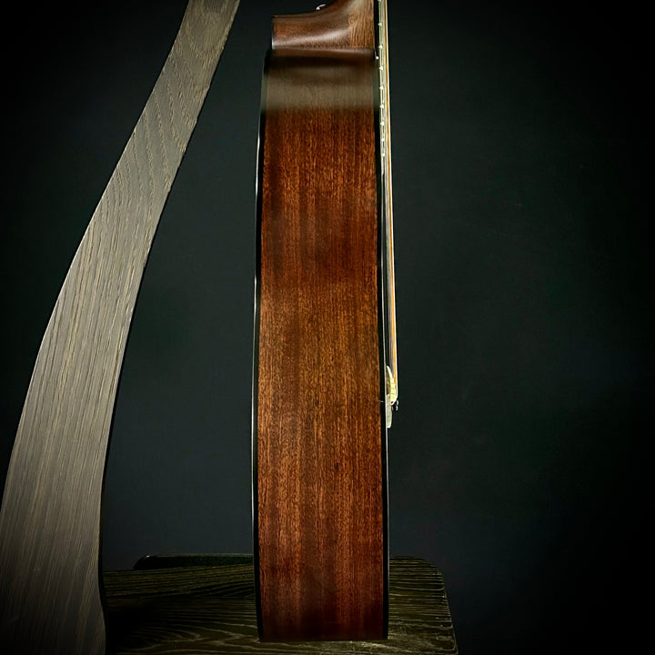 Martin 00-10E Retro - Joe Bonamassa