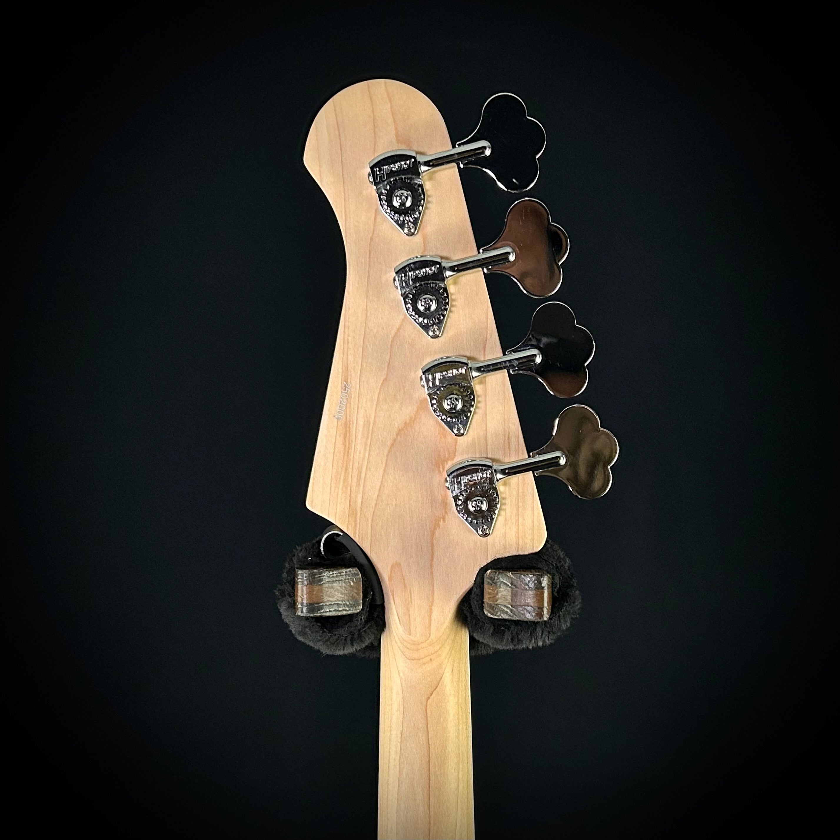 Lakland Hollow 30” – Music Villa MT