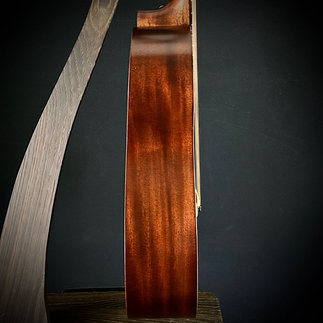 Martin 0-10E Retro - Jason Isbell