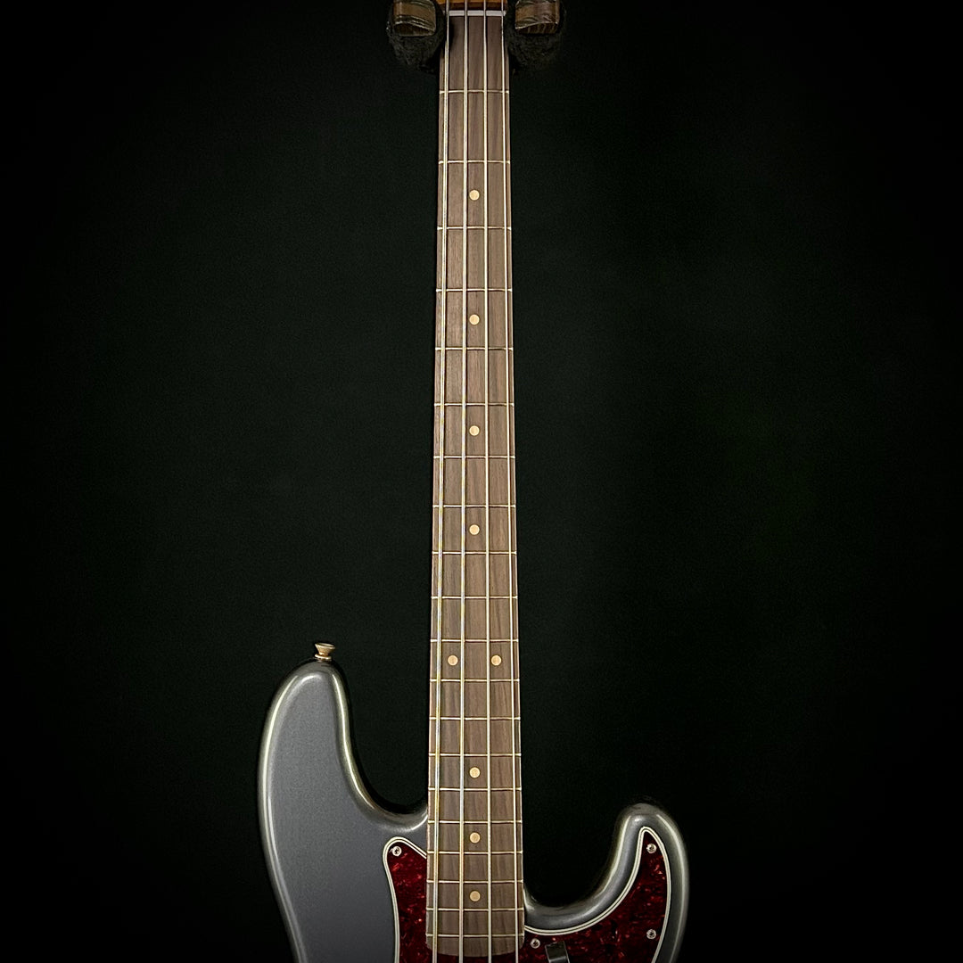 Fender Vintera II Road Worn ‘60s Precision Bass