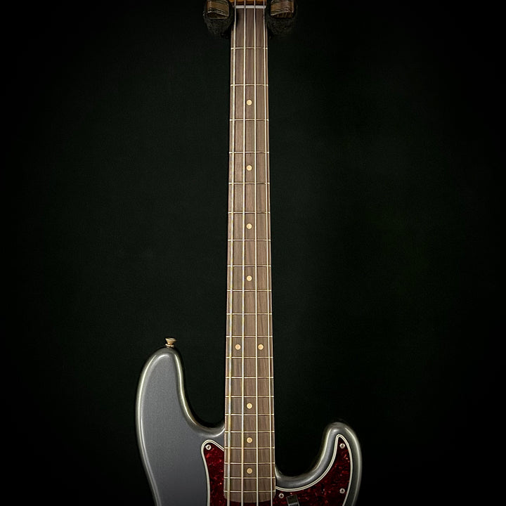 Fender Vintera II Road Worn ‘60s Precision Bass