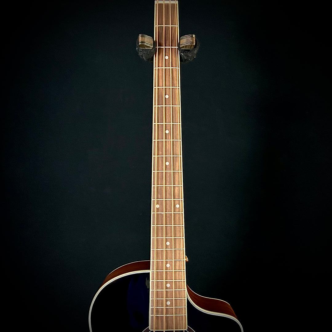 Ortega D8CE 4-String bass