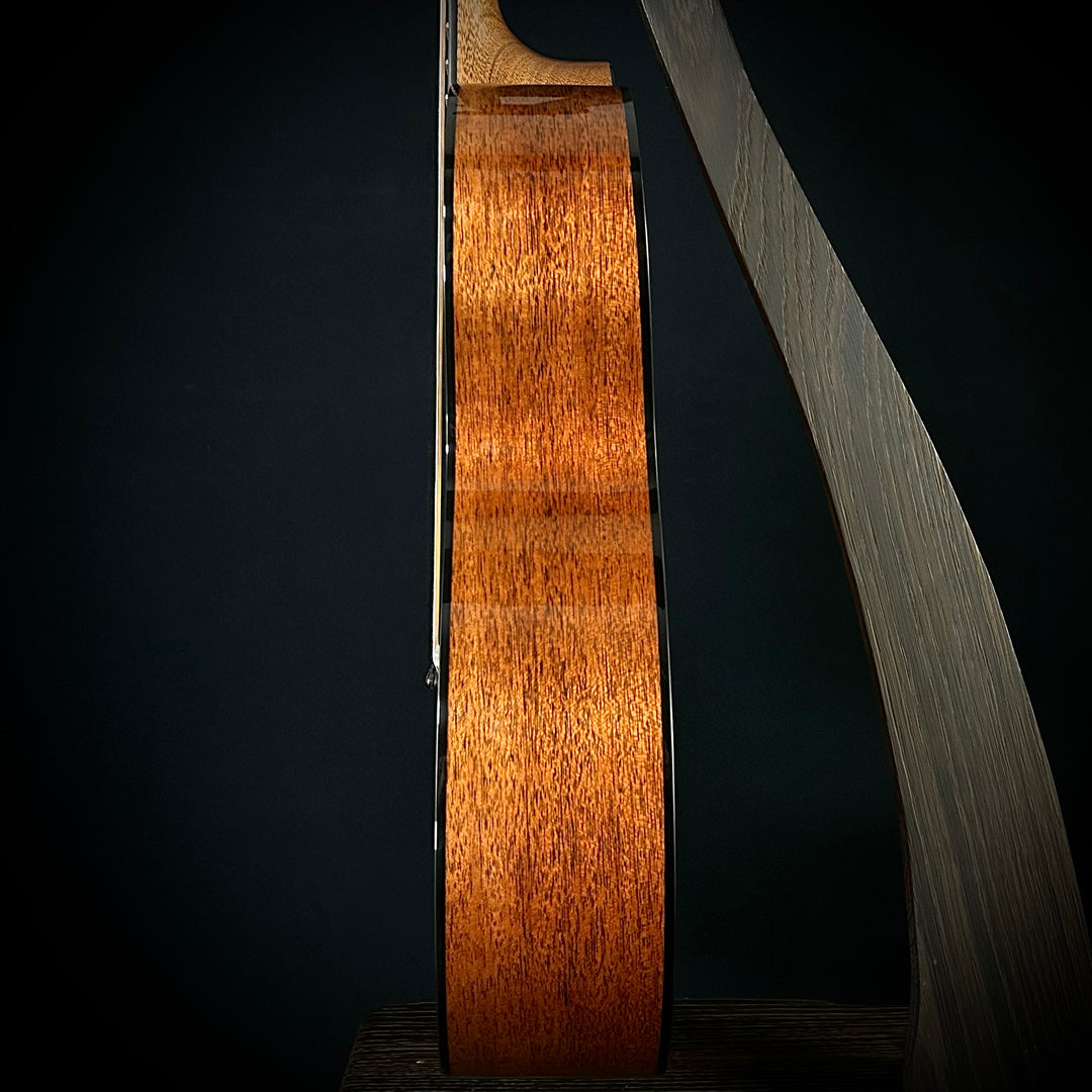 Martin 00-18