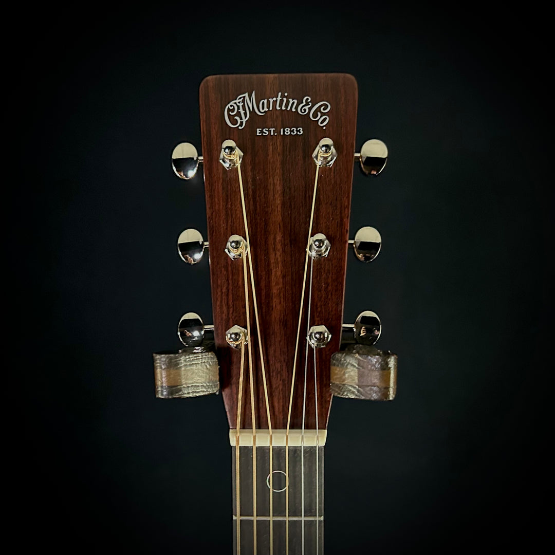 Martin D-18 Molly Tuttle
