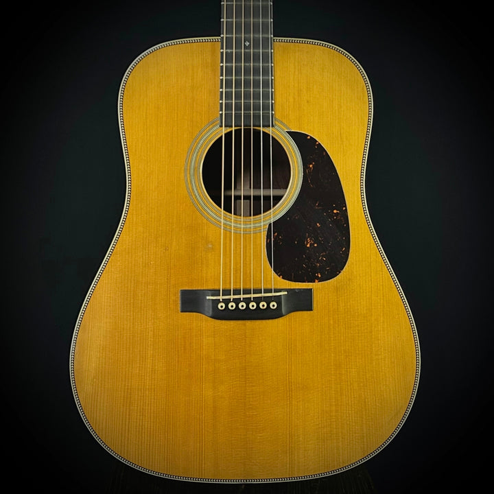 Martin D-28 Authentic 1937 Aged - Guatemalan Rosewood