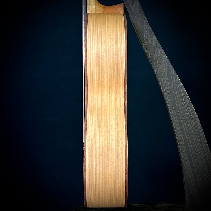 Alhambra 2F Flamenco Cedar Sycamore