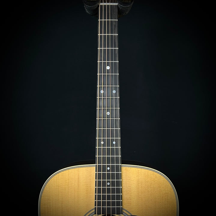 Martin D-28