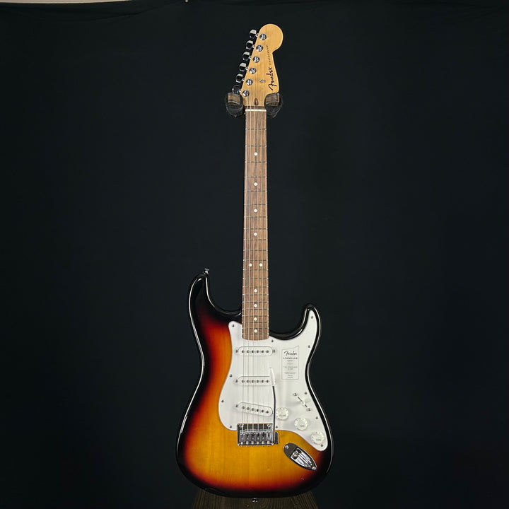 Fender Standard Stratocaster