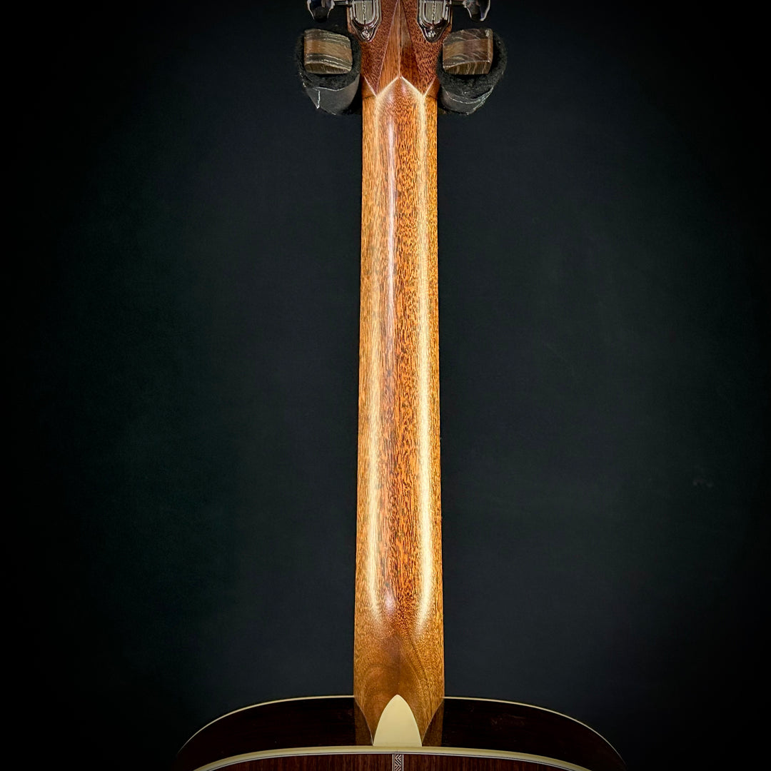 Martin D-28 - Billy Strings