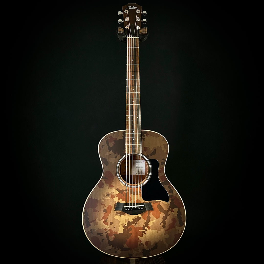 Taylor Guitars 4 Vets GS Mini Camo Special Edition