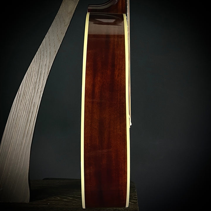 Epiphone 1942 Banner J-45