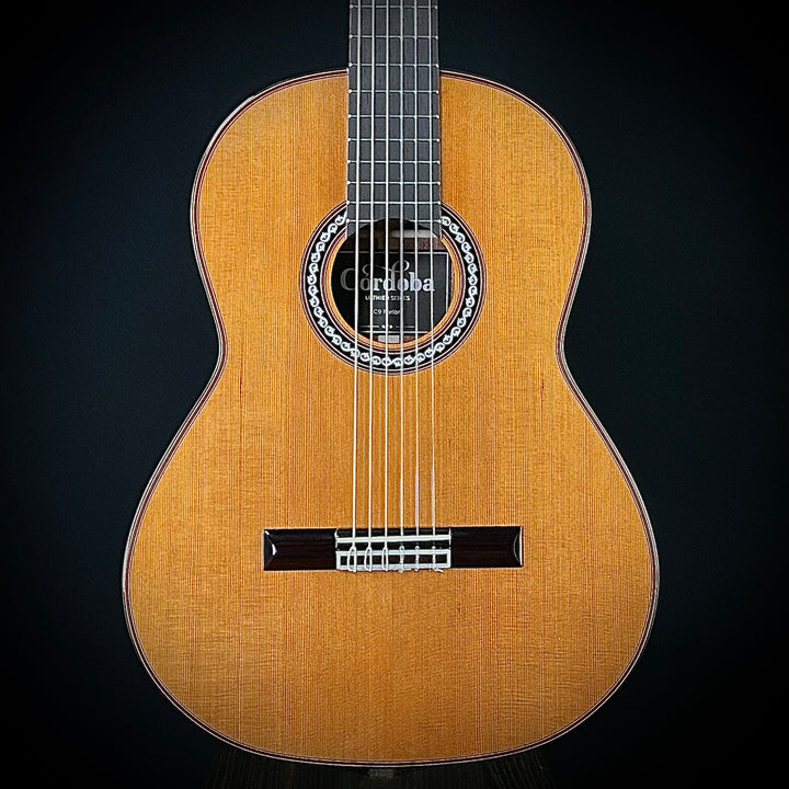 Cordoba C9 Parlor Cedar Top
