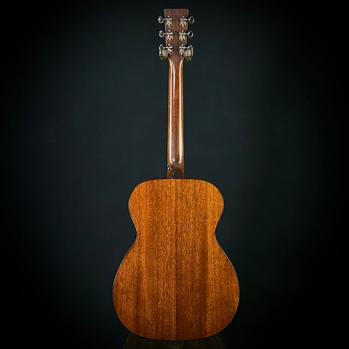 Martin 2022 000-18 (USED)