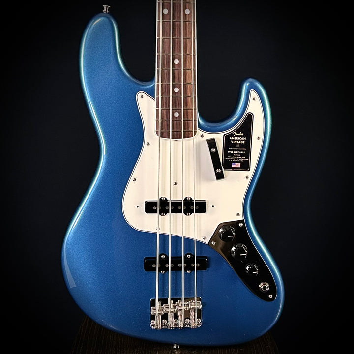 American Vintage II 1966 Jazz Bass Lake Placid Blue