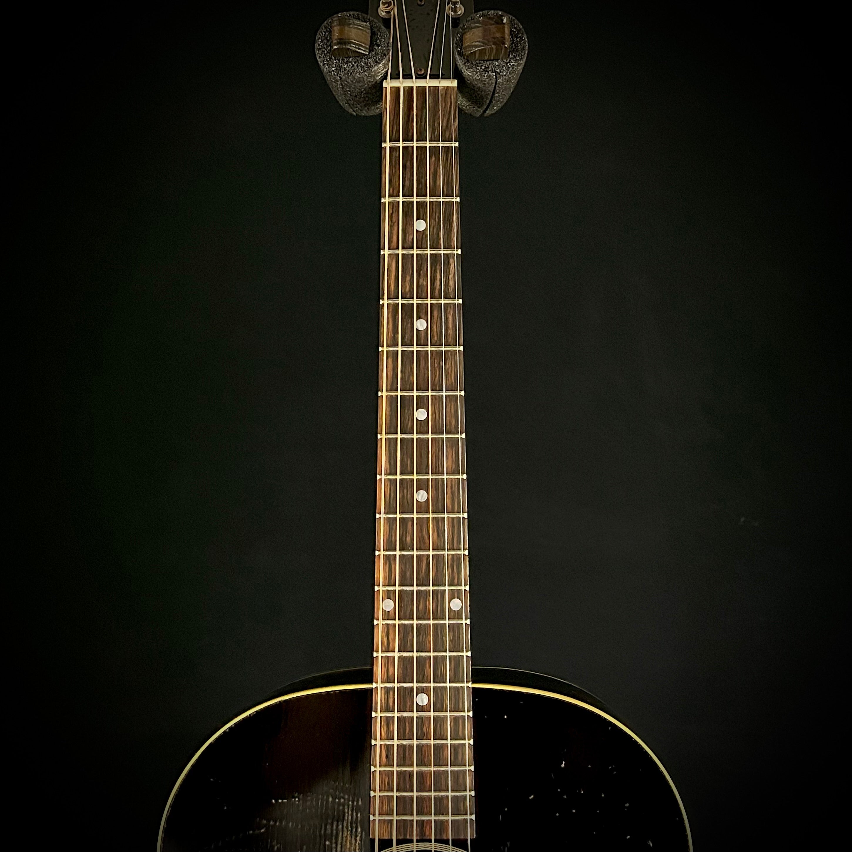Gibson 1942 Banner J-45 Murphy Lab Heavy Aged – Music Villa MT