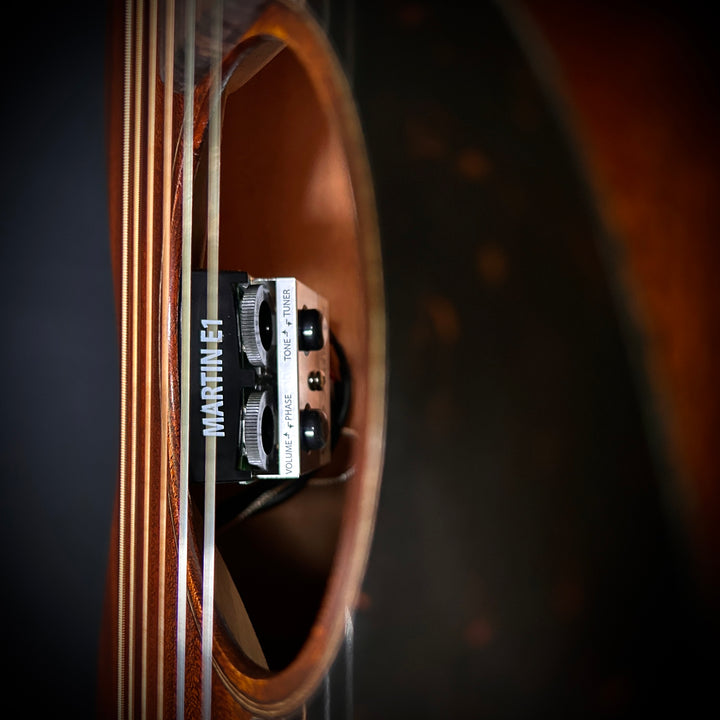 Martin 0-10E Retro - Jason Isbell