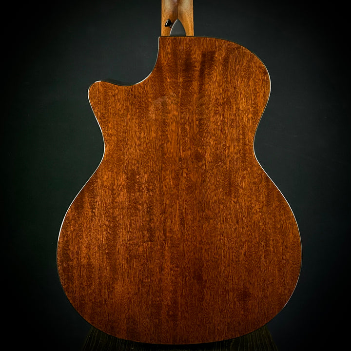 Taylor MV Custom Baritone-8 - Grand Auditorium