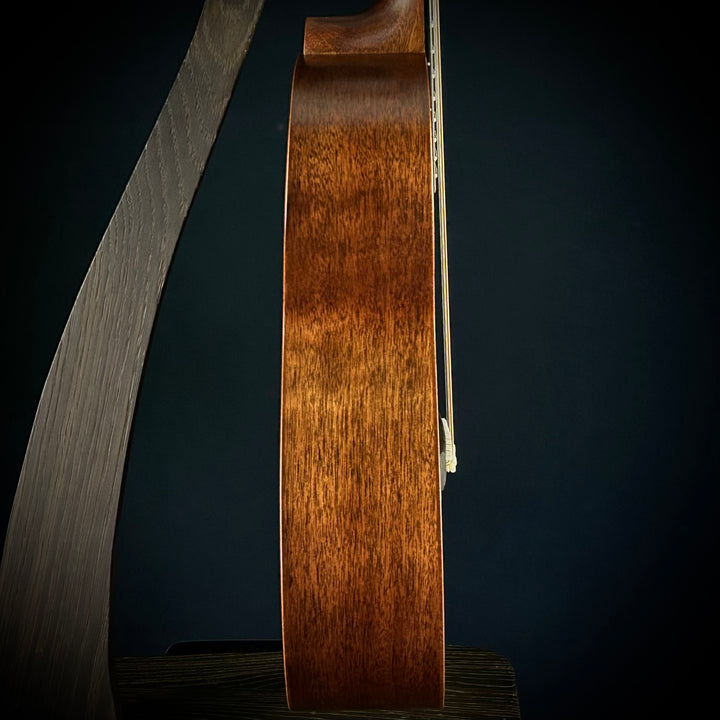 Martin 0-17