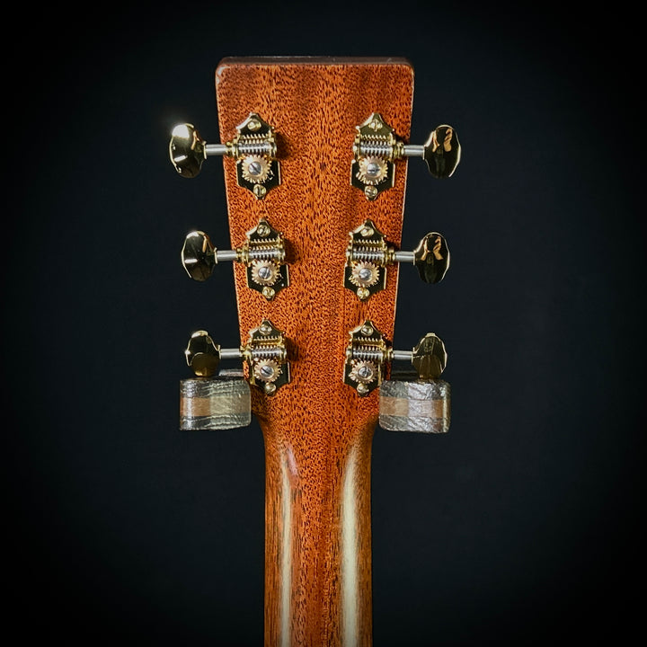 Martin D-18 - Modern Deluxe