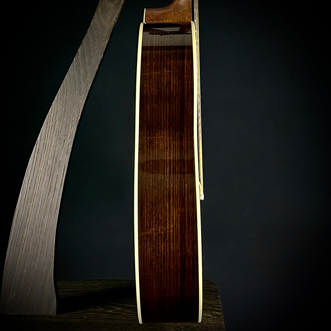 Martin M-28