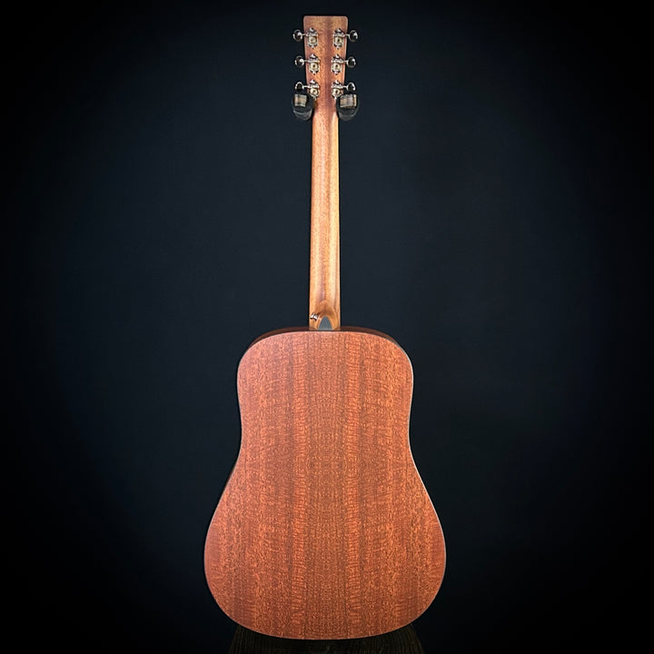 Martin D-X2E Molly Tuttle