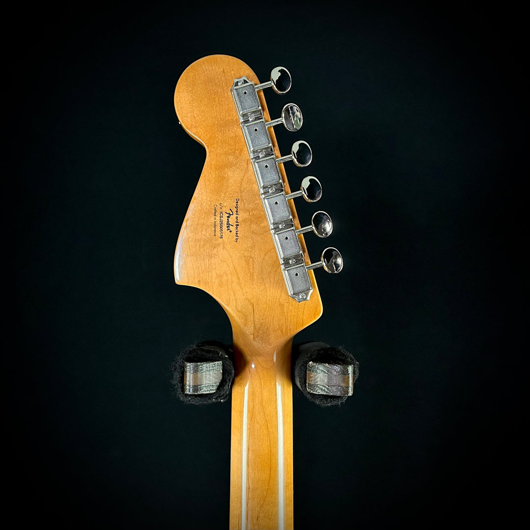 Squier Classic Vibe Bass VI