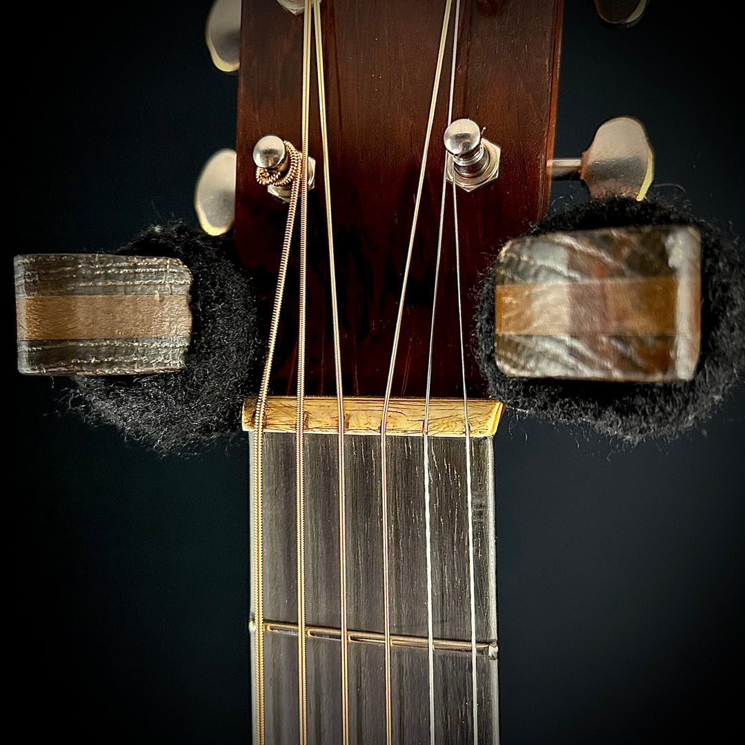 Martin D-28 Authentic 1937 Aged - Guatemalan Rosewood