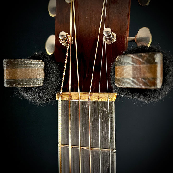 Martin D-28 Authentic 1937 Aged - Guatemalan Rosewood