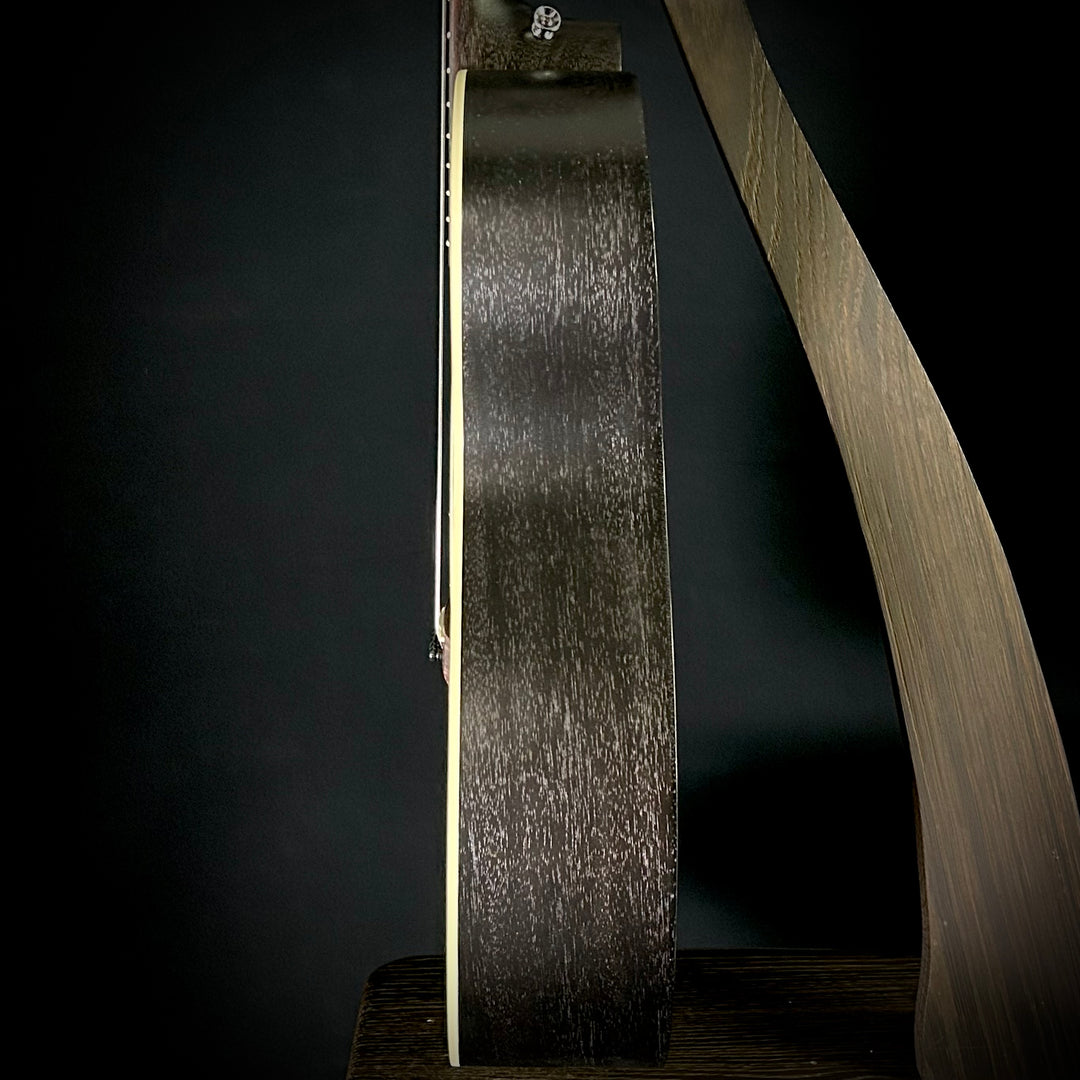 Martin 000-17E - Black Smoke