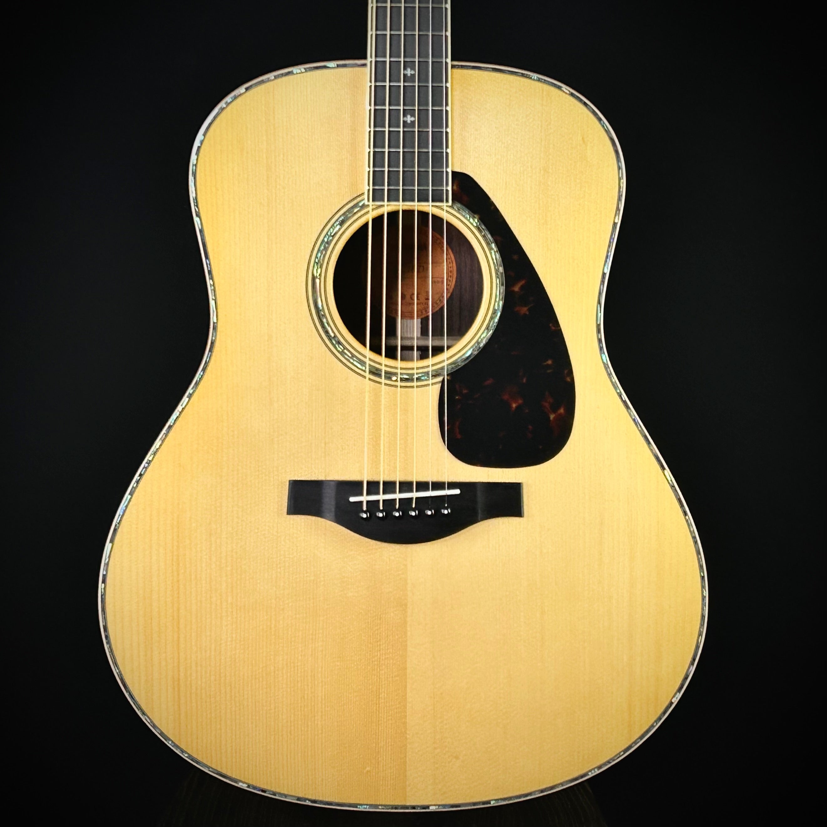 Yamaha LL16D - ARE Original Jumbo – Music Villa MT