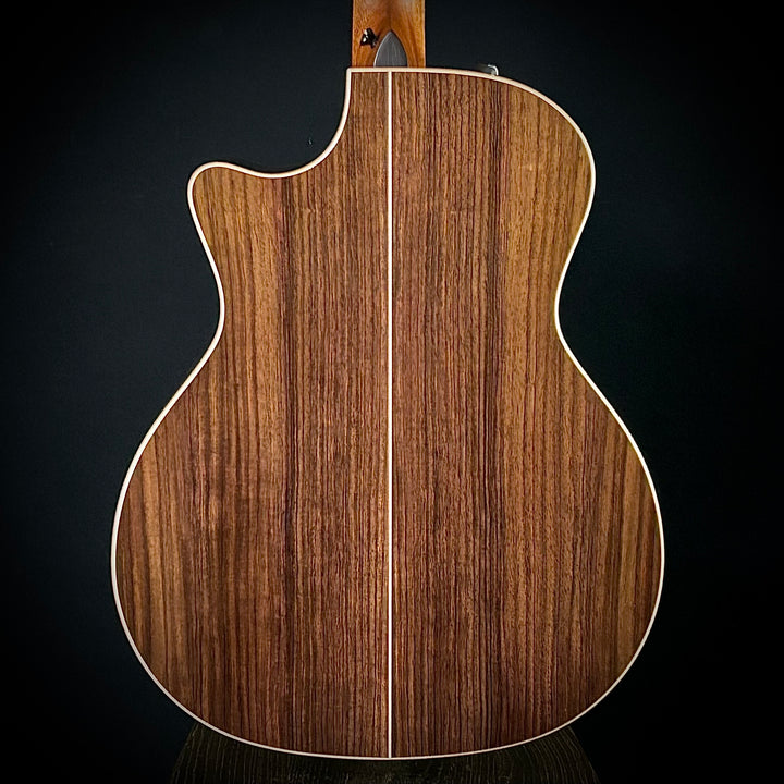 Taylor 814CE