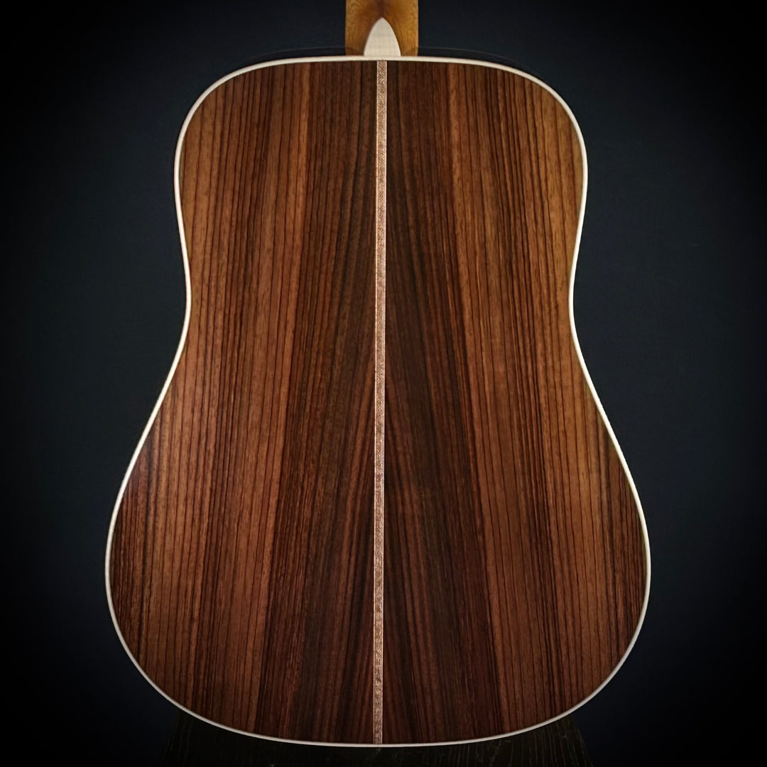 Martin D-28 Modern Deluxe