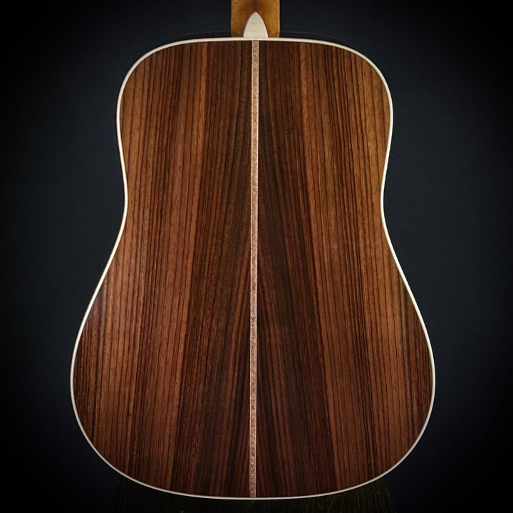 Martin D-28 Modern Deluxe