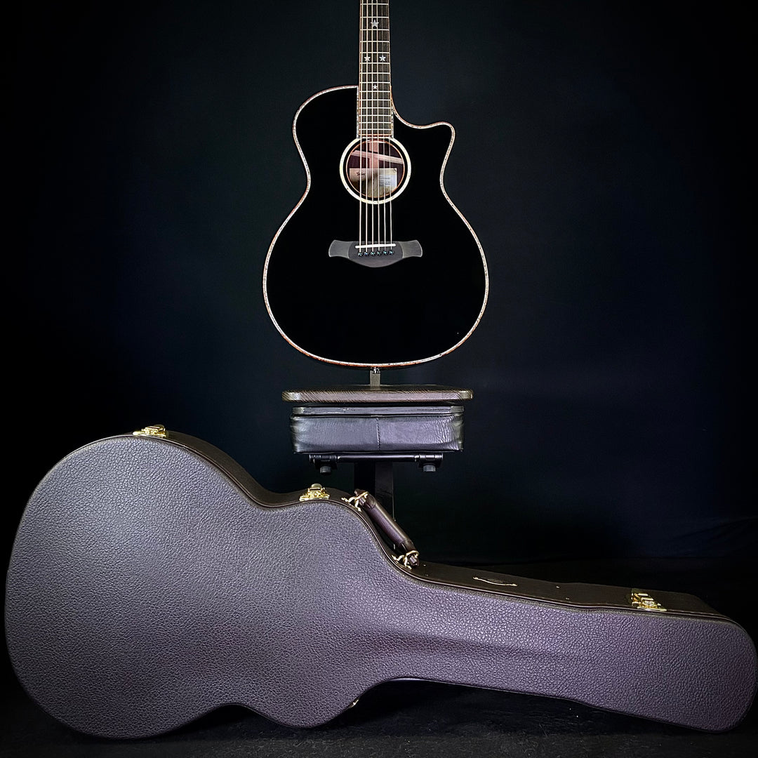 Taylor Guitars 4 Vets 814CE Special Edition