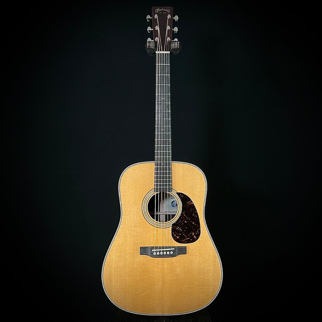 Martin D-28 - Billy Strings