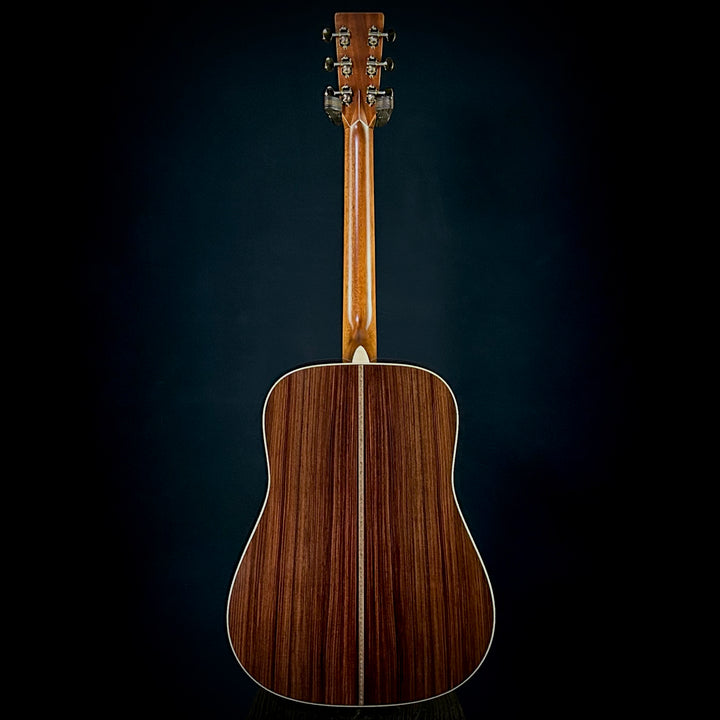 Martin D-28 Modern Deluxe