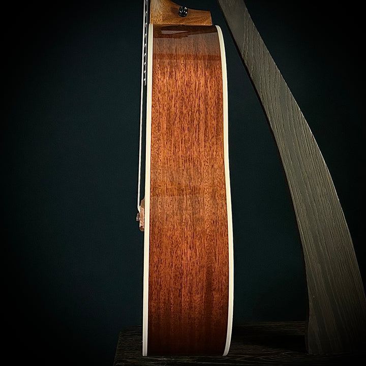 Taylor Gold Label 517E - Natural