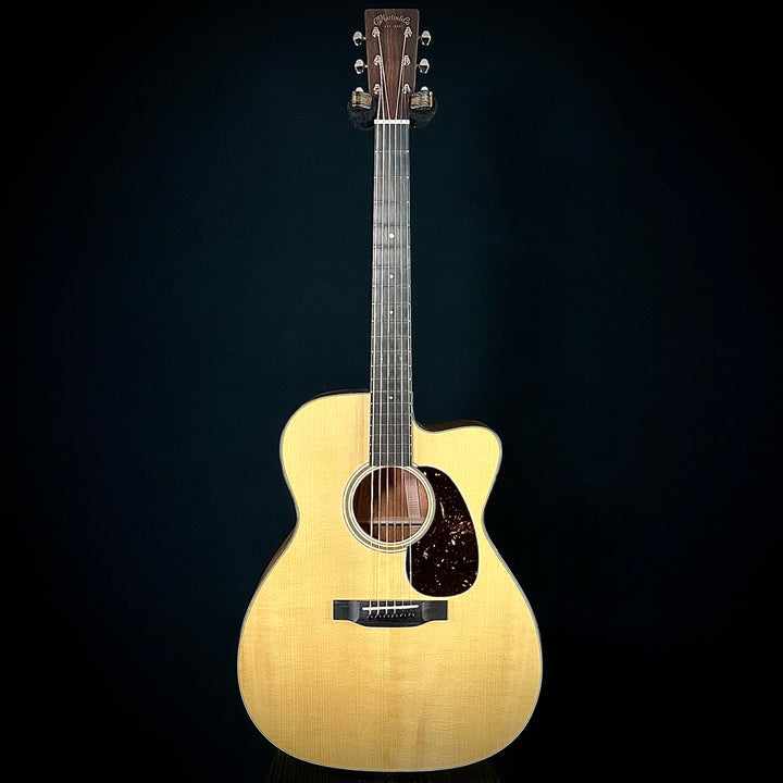 Martin Custom Shop 18 style, "0000" Short Scale - Cutaway