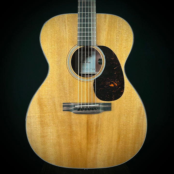 Martin 000E Retro Plus Mahogany - New For 2025
