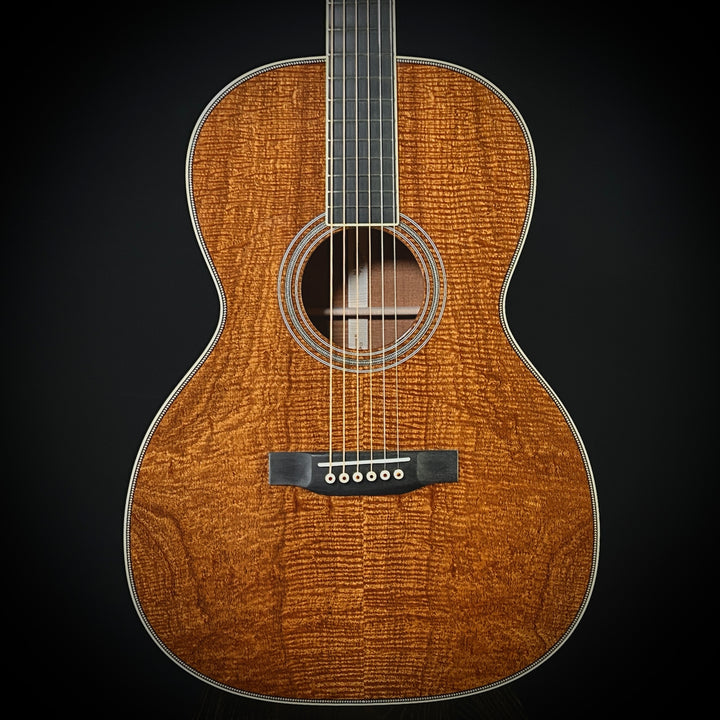 Martin MV Custom Shop 000 12-Fret - Flamed Mahogany