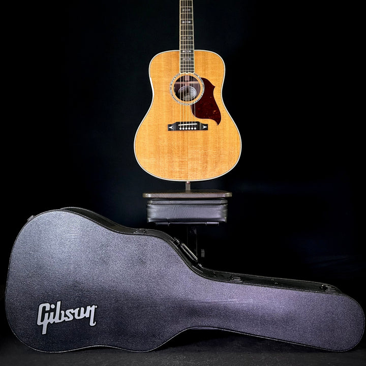 Gibson Songwriter Recording Artist - Antique Natural