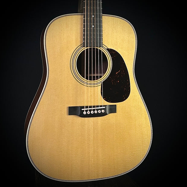 Martin Custom Shop 28 Style, Dreadnought Short Scale 1 3/4"