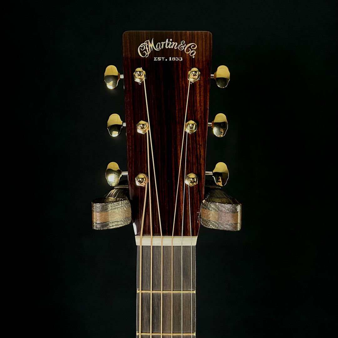Martin D-28 Modern Deluxe