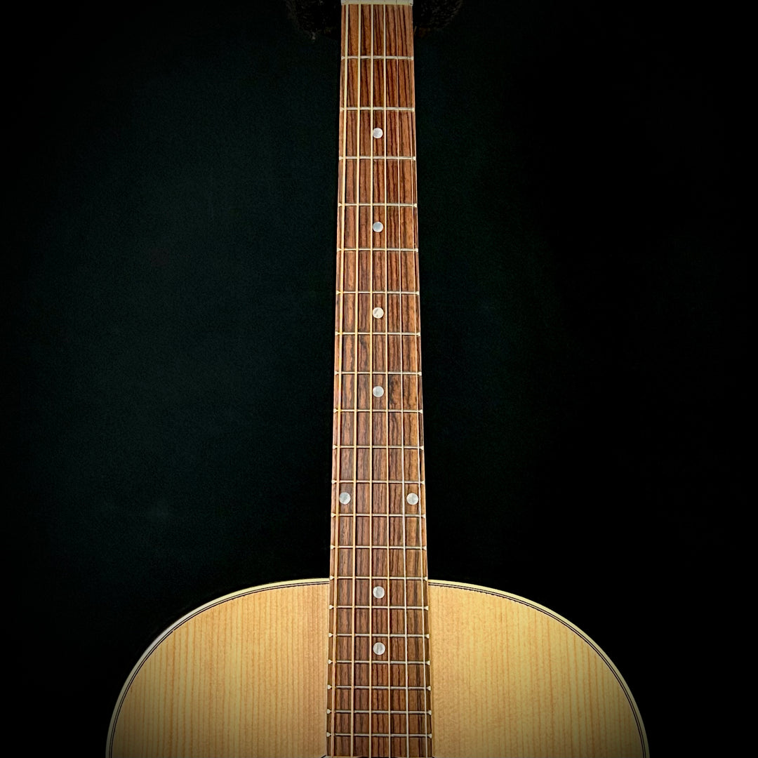Gibson J-45 Standard - Antique Natural