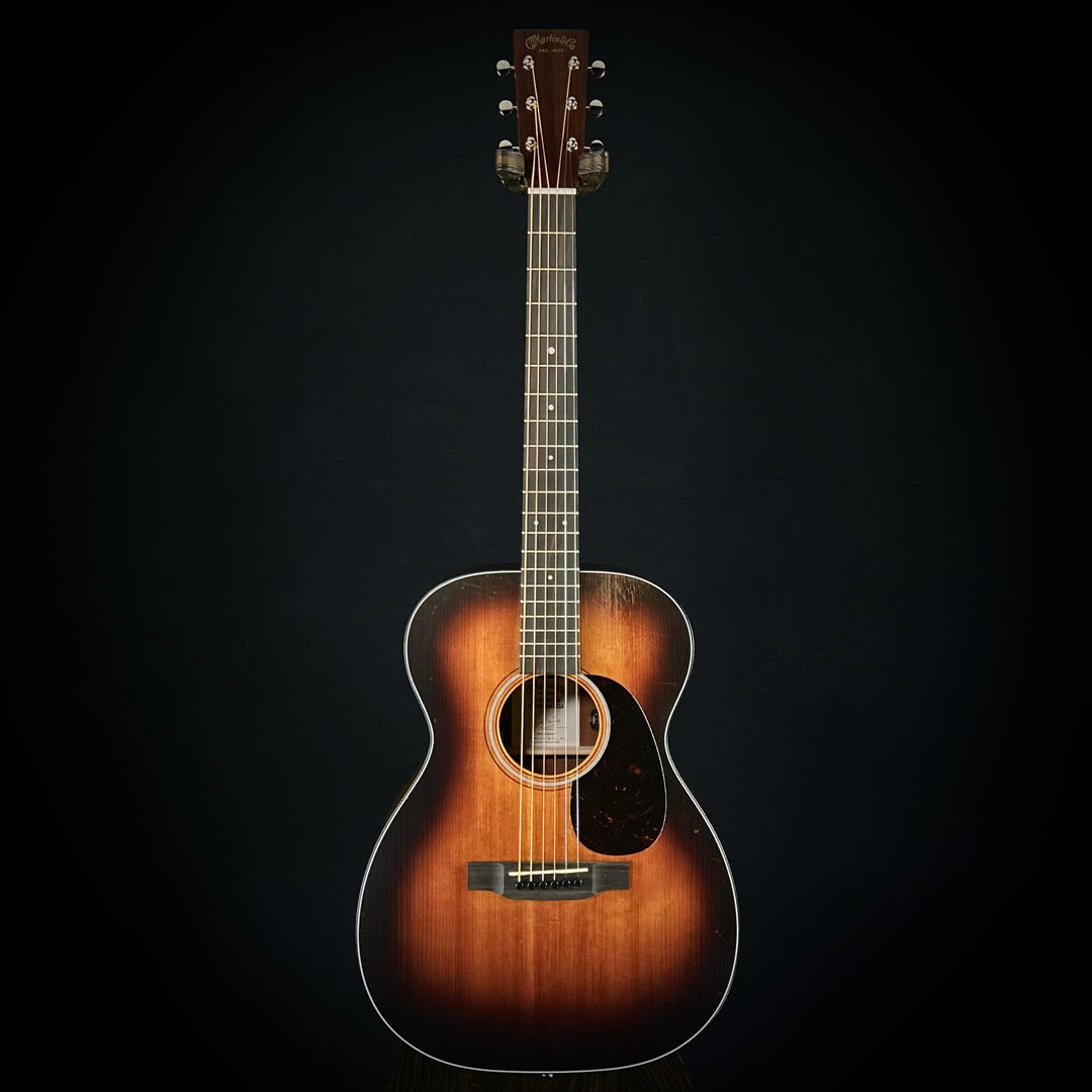 Martin 00-10E Retro - Joe Bonamassa