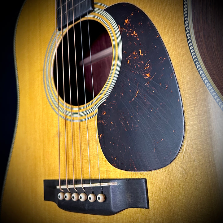 Martin D-28 Authentic 1937 Aged - Guatemalan Rosewood
