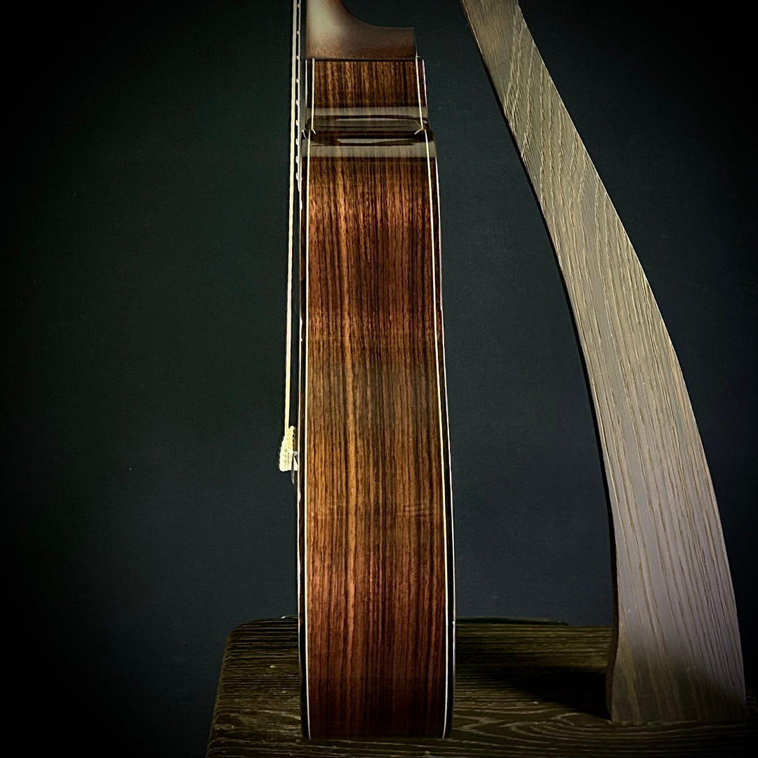 Bourgeois Downeast Series - Soloist OMCE