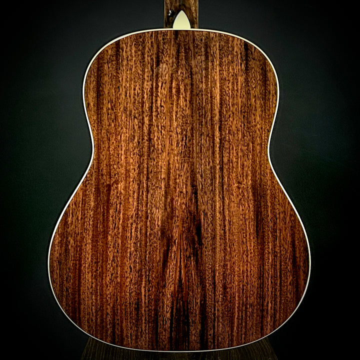Taylor Custom Grand Pacific - Mahogany
