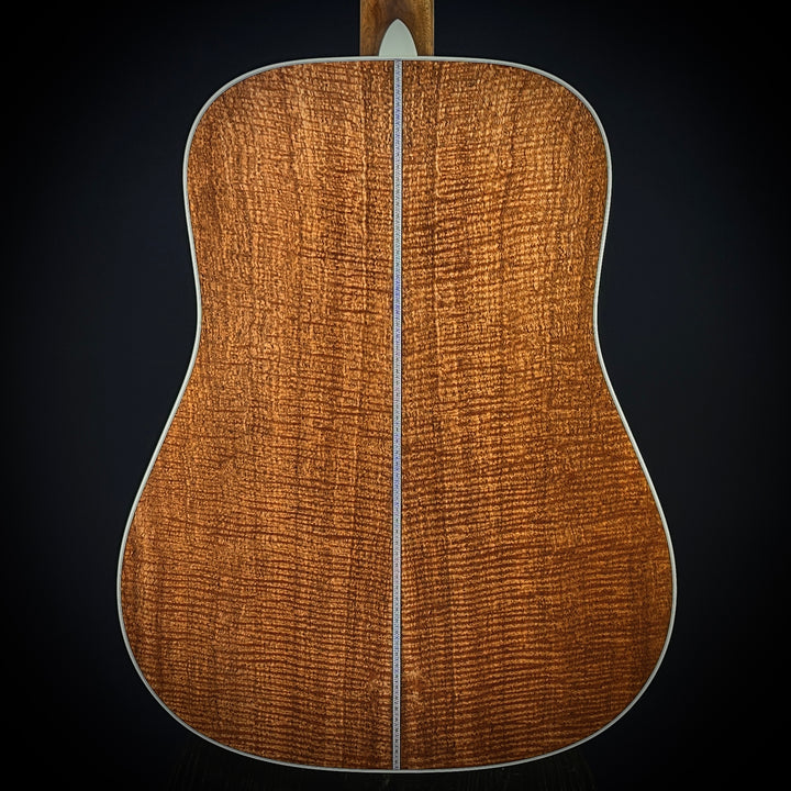 Martin MV 41 Style Dreadnought - Flamed Mahogany