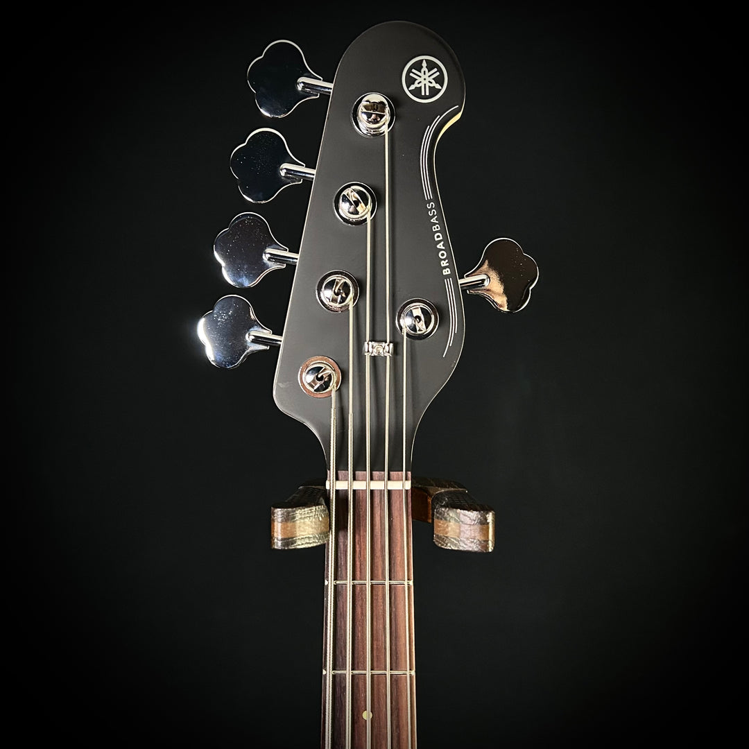 Yamaha BB235 5-String Bass